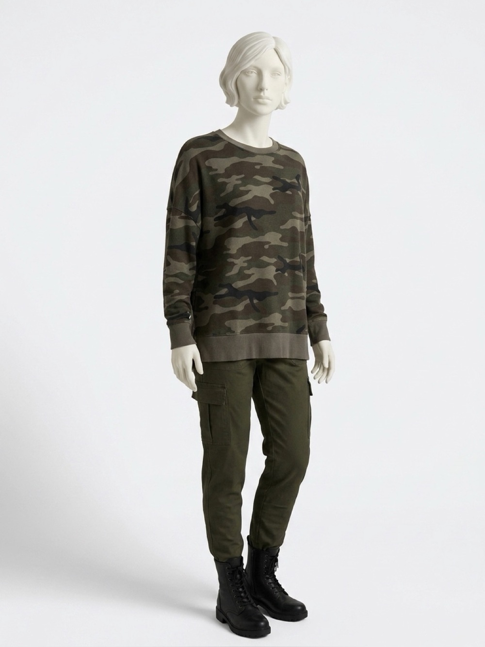 No Boundaries Gray Knit Pullover Camo Sweatshirt Juniors/Girls Size L (12-14 - Picture 1 of 11